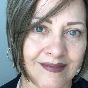 Meet your Posher, Lismary